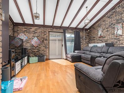 10 Chant Court, Tarcoola Beach WA 6530
