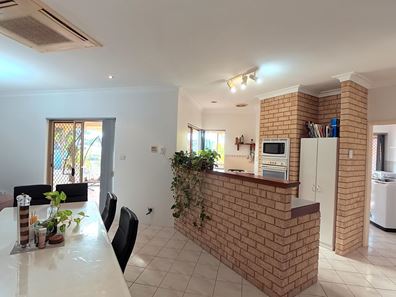 12 Dawson Avenue, Port Denison WA 6525