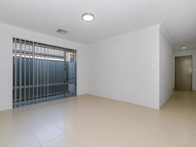 14 Ontario Grove, Success WA 6164