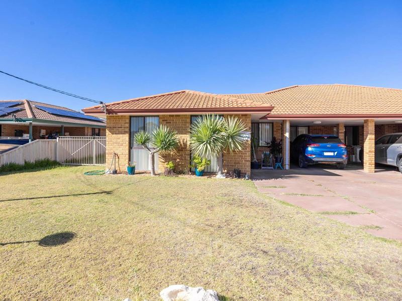 2A/2 Essex Street, Jurien Bay WA 6516