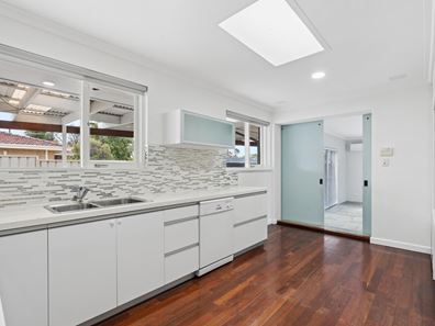 122 Dulwich Street, Beckenham WA 6107