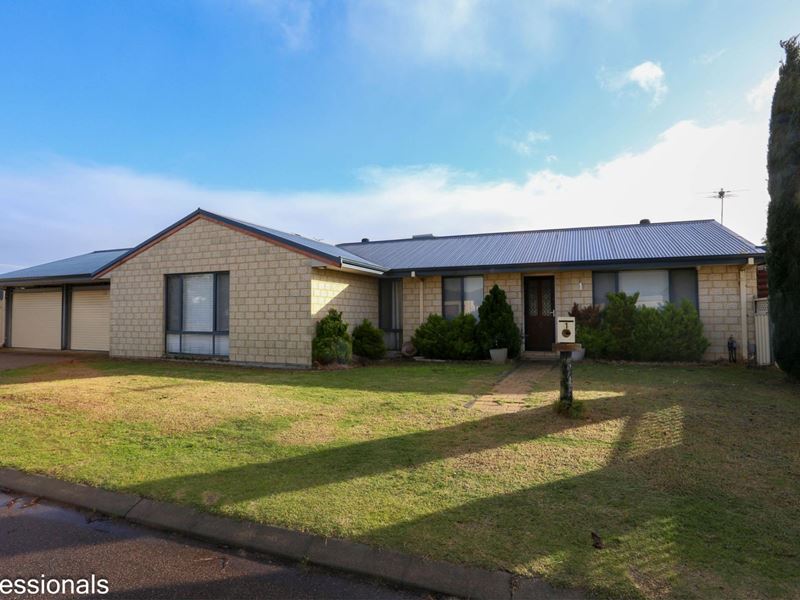 1 Gunton Circle, Castletown WA 6450