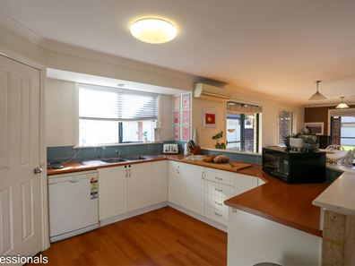 1 Gunton Circle, Castletown WA 6450