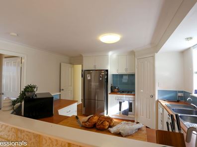 1 Gunton Circle, Castletown WA 6450