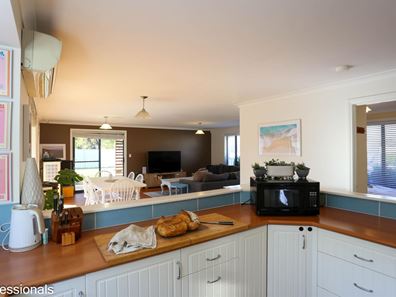 1 Gunton Circle, Castletown WA 6450