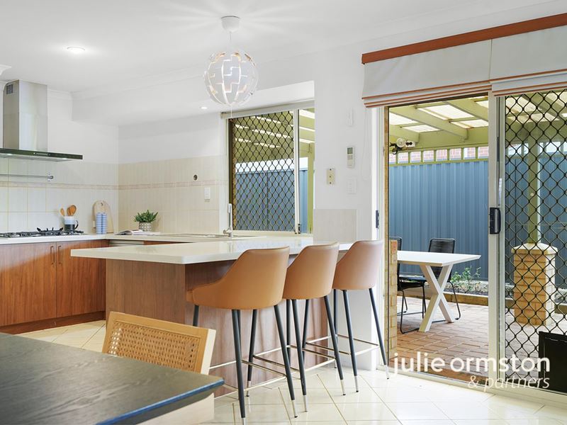 22 Brunel Court, Currambine WA 6028