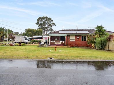 22 Dawson Way, Parmelia WA 6167