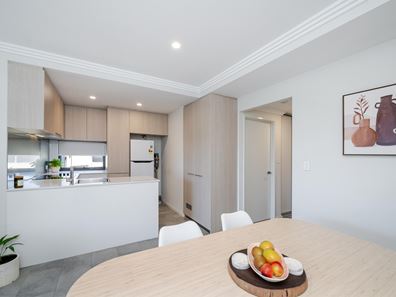 2/14 Roebuck Street, Innaloo WA 6018
