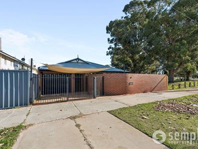 21 Langford Avenue, Langford WA 6147