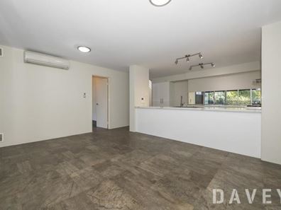 9/7 Brentham Street, Leederville WA 6007