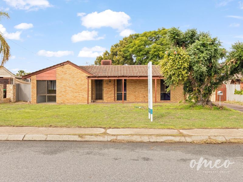 28 Dotterel Way, Yangebup
