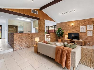 28 Dotterel Way, Yangebup WA 6164