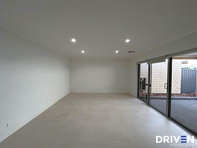 26 Minigwal Loop, Hammond Park WA 6164