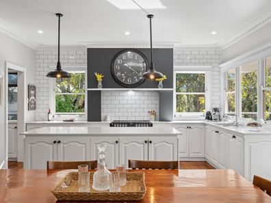70 Nelson Street, Bedfordale WA 6112