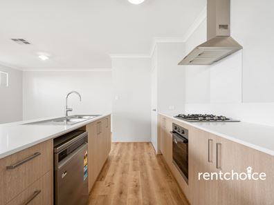 18 Paluma Rd, Dawesville WA 6211