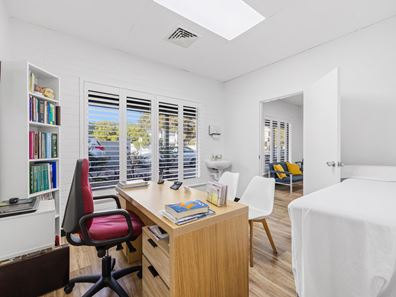 2/42 McCourt Street, West Leederville WA 6007