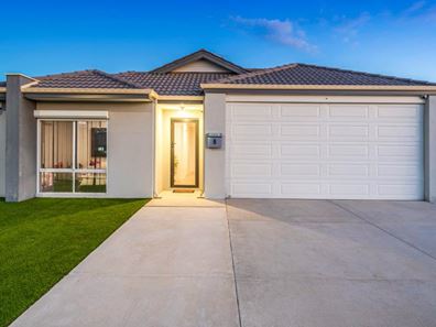 8 Lipizzaner Road, Byford WA 6122