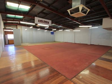 27 Bates St, Merredin WA 6415