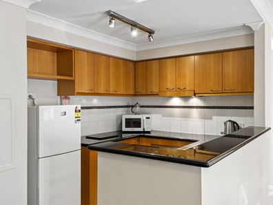 46/122 Mounts Bay Road, Perth WA 6000