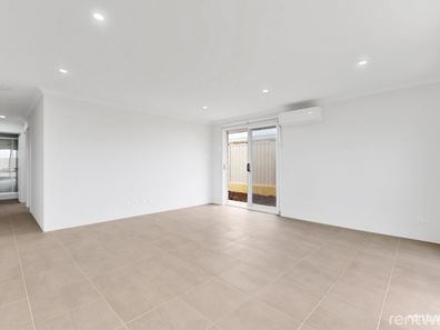 27A Dunraven Rd, Two Rocks WA 6037