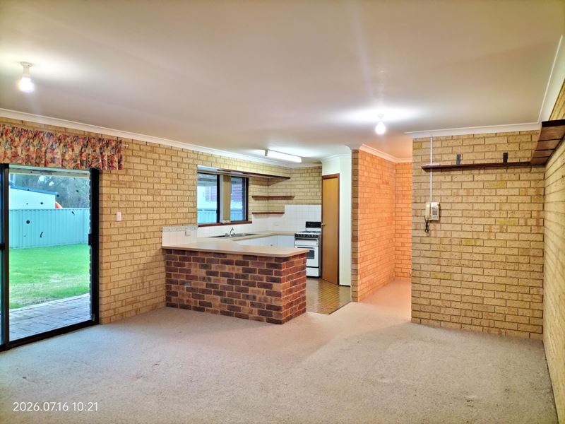 94 Minsterly Road, Ocean Beach