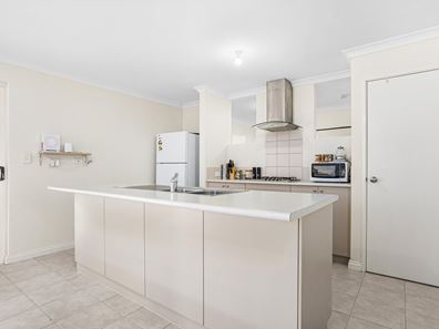 20 Halstead Turn, Wellard WA 6170