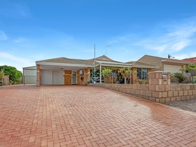 110 Glenfield Beach Drive, Drummond Cove WA 6532