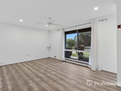 21 Koongee Cross, High Wycombe WA 6057