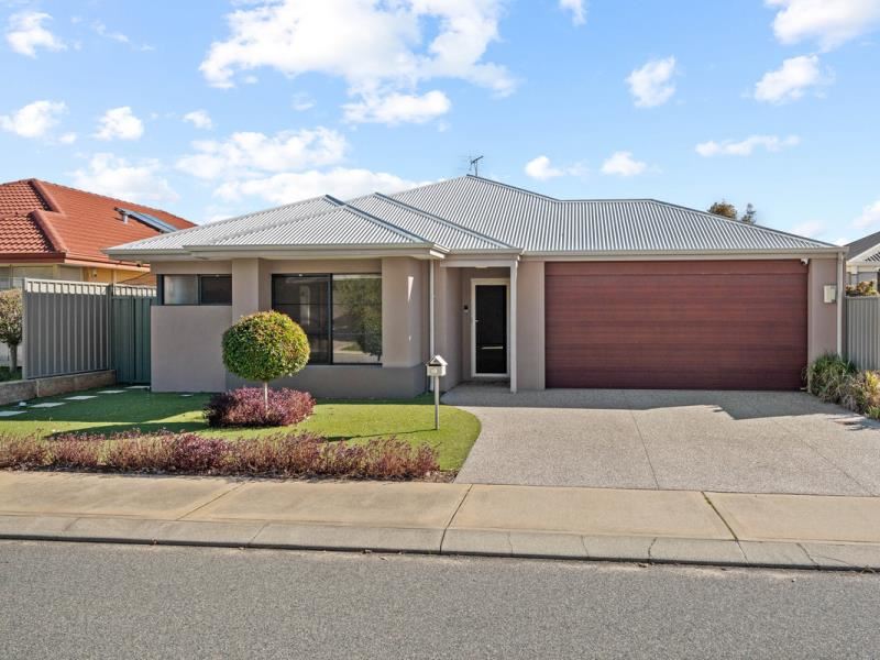 18 Ferndown Corner, Wellard