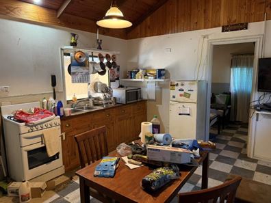 9050 Great Southern  Highway, Kokeby WA 6304