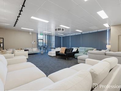 2/73 Buckingham Drive, Wangara WA 6065