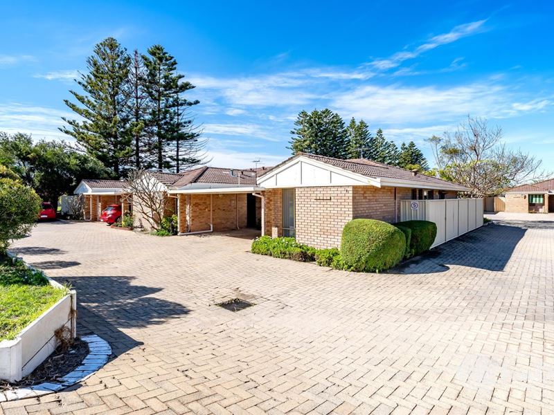 1/98 Simpson Avenue, Rockingham WA 6168