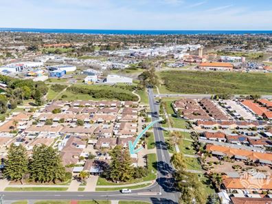 1/98 Simpson Avenue, Rockingham WA 6168