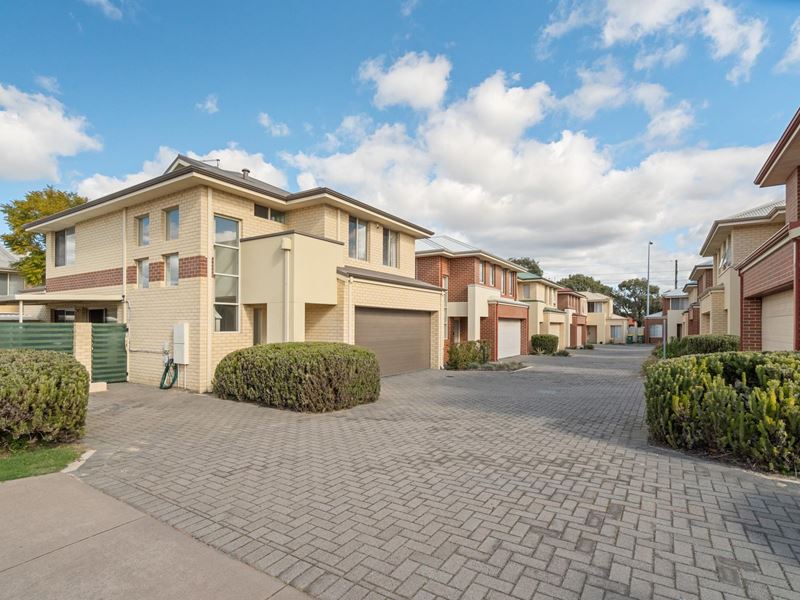 1/27 Mozart Mews, Rivervale WA 6103
