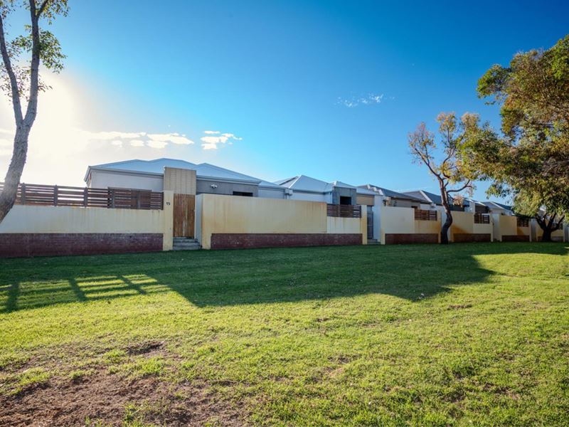 15 Agora Lane, Alkimos WA 6038