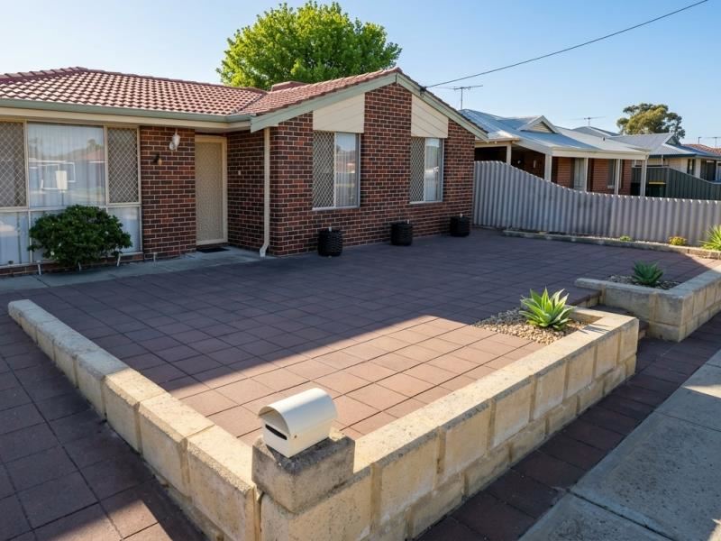 16 Ringarooma Way, Willetton WA 6155