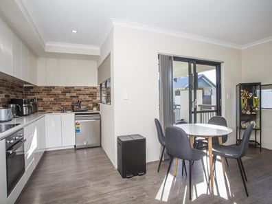 7/8 William Street, Midland WA 6056