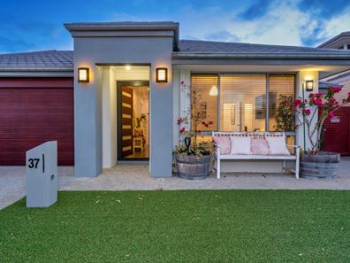 37 Scrubwren Circuit, Alkimos WA 6038