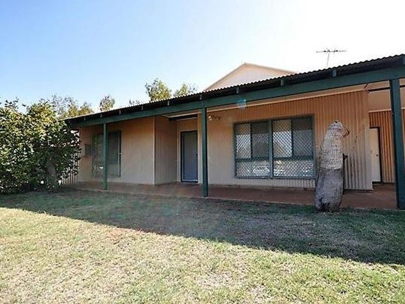 8 Paroo Close, South Hedland WA 6722