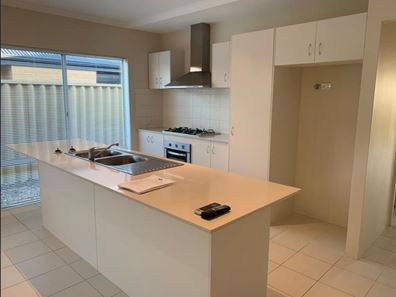 10 Manningtree Approach, Butler WA 6036