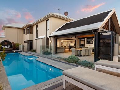 16 The Corniche, Hillarys WA 6025
