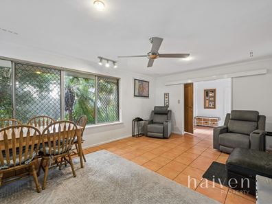 17 COLLEEN STREET, Gosnells WA 6110