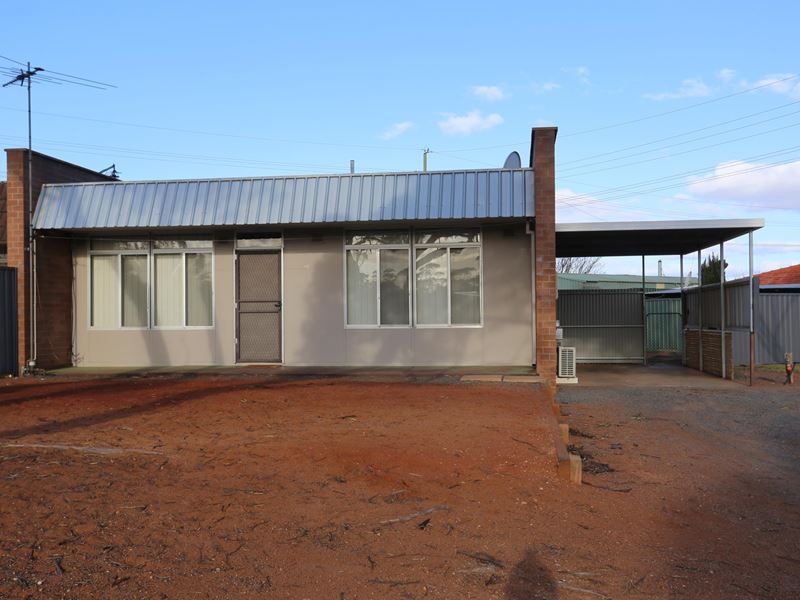 58 Sturt Pea Crescent, Kambalda West WA 6442