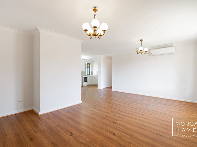 4/30 Blenny Close, Cannington WA 6107