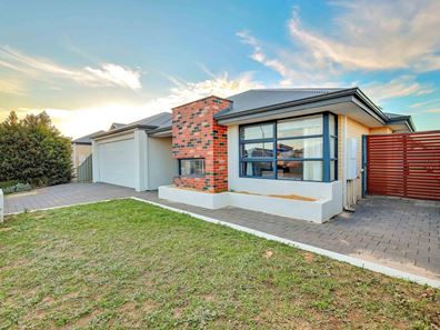 15 Cauthern Grove, Byford WA 6122