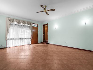18 Albert Road, Middle Swan WA 6056
