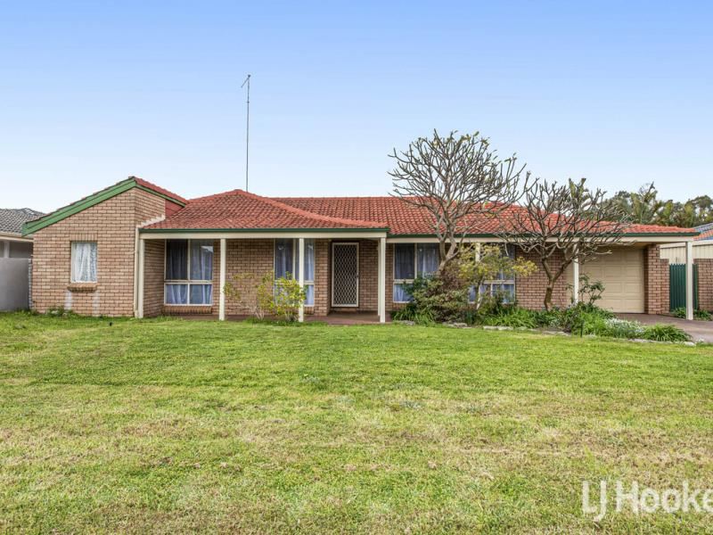 8 Sandalwood Parade, Halls Head