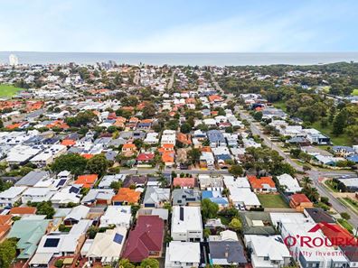 9A Kaiser Lane, Scarborough WA 6019