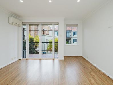 72/125 Wellington Street, East Perth WA 6004