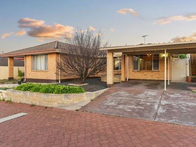 2/176 Fern Road, Wilson WA 6107